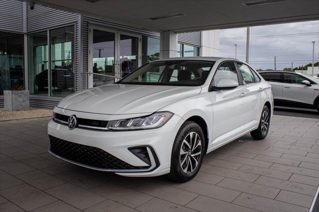 Photo of 2025 Pure White Volkswagen Jetta