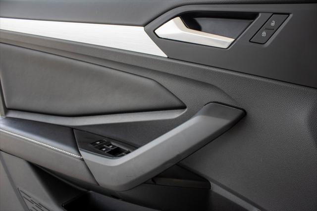 Photo of 2025 Pyrite Silver Metallic Volkswagen Jetta
