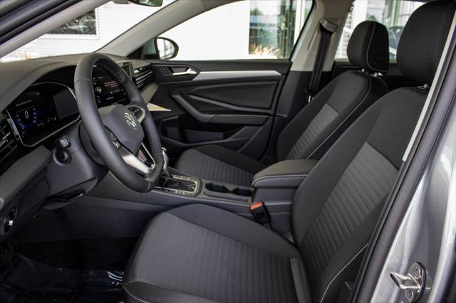 Photo of 2025 Pyrite Silver Metallic Volkswagen Jetta