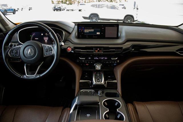 Photo of 2024 Liquid Carbon Metallic Acura MDX