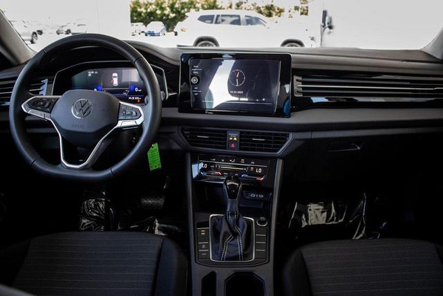 Photo of 2025 Deep Black Volkswagen Jetta