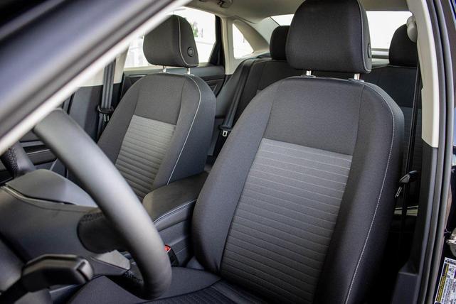 Photo of 2025 Deep Black Volkswagen Jetta