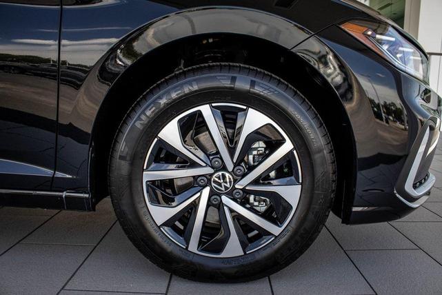 Photo of 2025 Deep Black Volkswagen Jetta