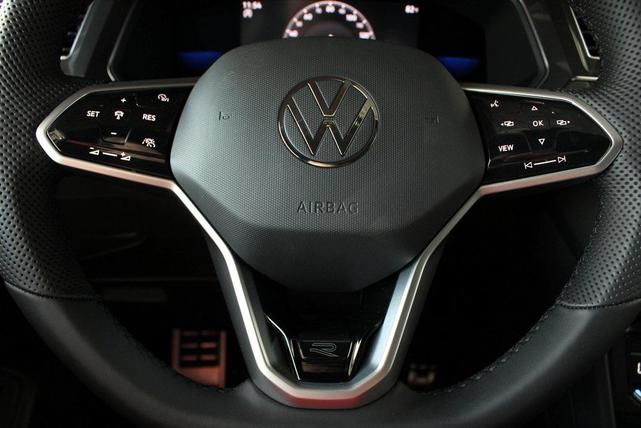 Photo of 2024 Platinum Gray Volkswagen Tiguan