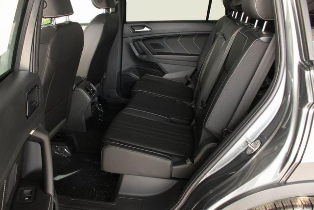 Photo of 2024 Platinum Gray Volkswagen Tiguan