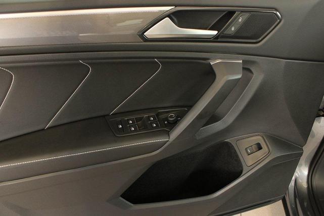 Photo of 2024 Platinum Gray Volkswagen Tiguan