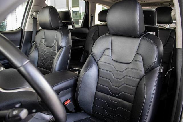Photo of 2022 Wolf Gray Kia Telluride