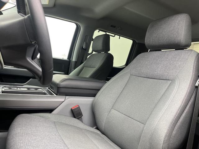 Photo of 2024 Agate Black Metallic Ford F-150