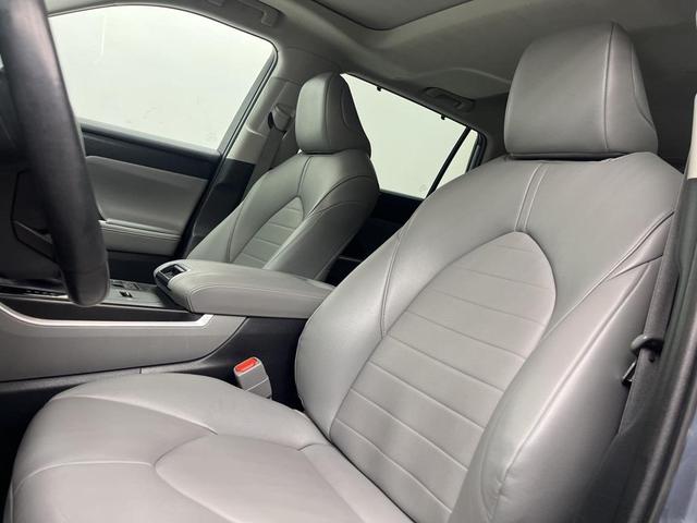 Photo of 2023 Blue Toyota Highlander