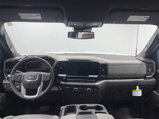 Photo of 2025 Summit White GMC Sierra 2500