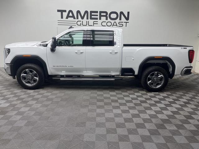 Photo of 2025 Summit White GMC Sierra 2500