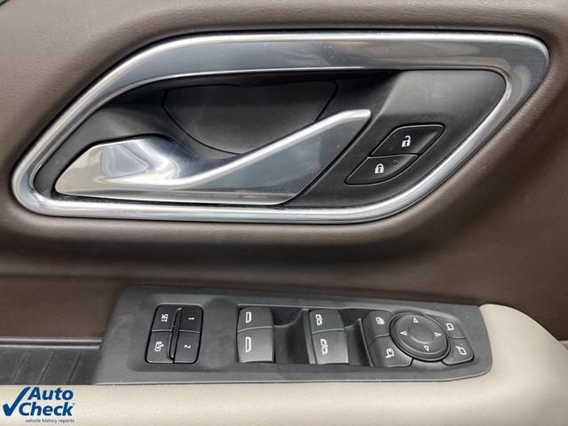 Photo of 2021 Smokey Quartz Metallic GMC Yukon XL