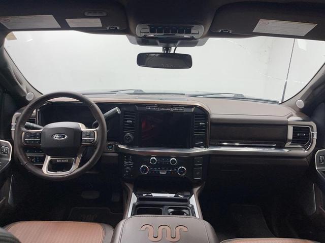 Photo of 2024 Agate Black Metallic Ford F-250