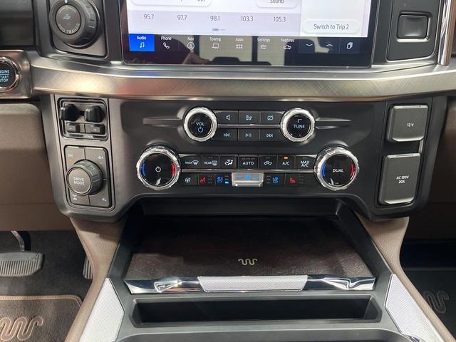 Photo of 2024 Agate Black Metallic Ford F-250