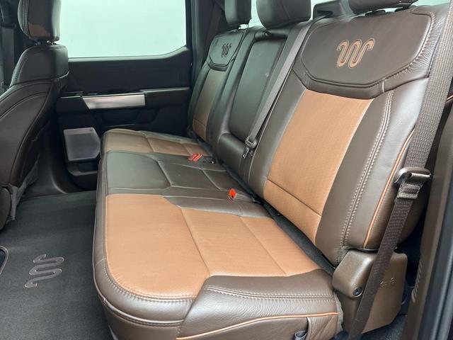 Photo of 2024 Agate Black Metallic Ford F-250