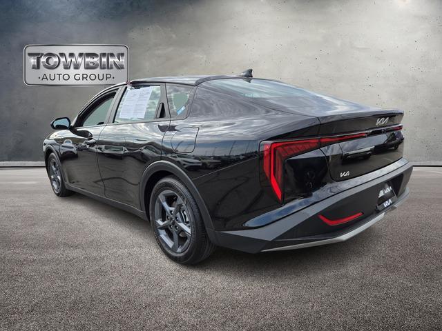 Photo of 2025 Black Kia K4