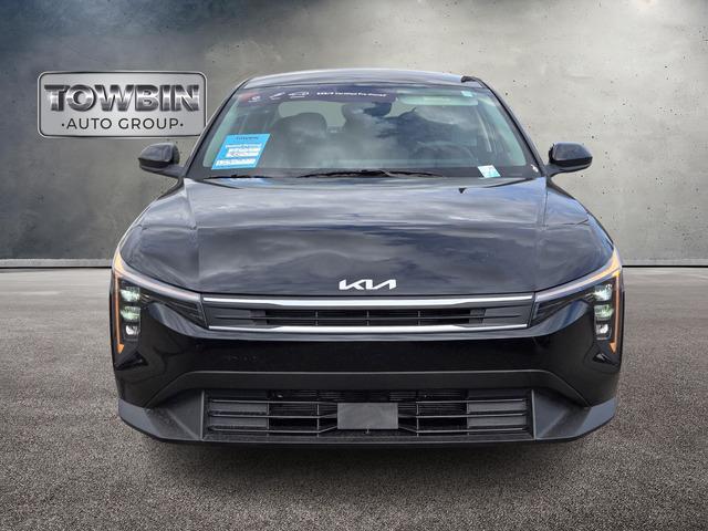 Photo of 2025 Black Kia K4