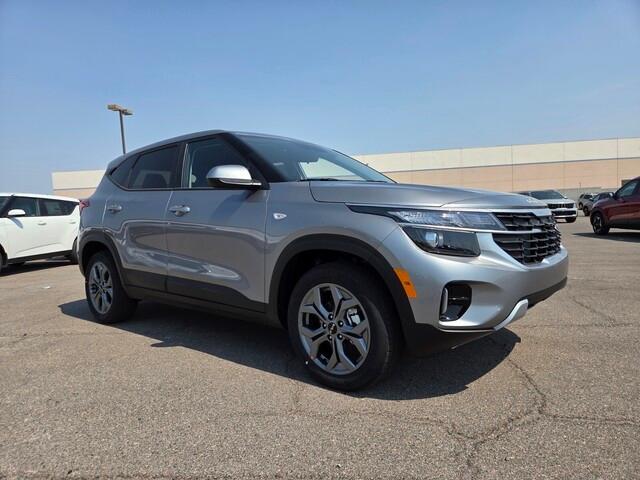 Photo of 2026 Gray Kia Seltos