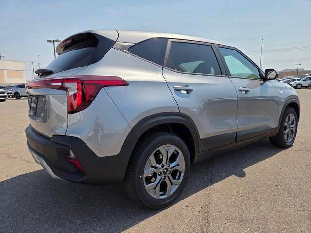 Photo of 2026 Gray Kia Seltos