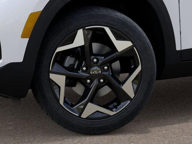 Photo of 2026 White Kia Seltos
