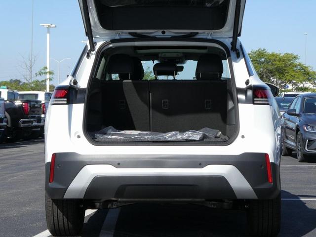 Photo of 2025 Pure White Volkswagen Tiguan