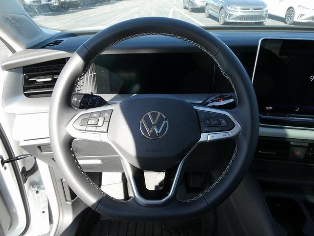 Photo of 2025 Pure White Volkswagen Tiguan