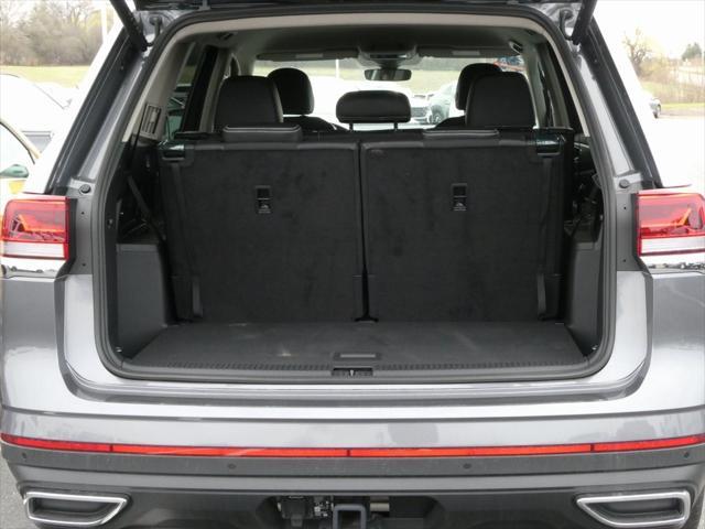 Photo of 2025 Gray Volkswagen Atlas