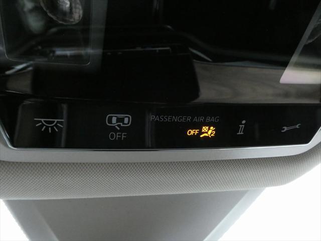 Photo of 2025 Gray Volkswagen Atlas