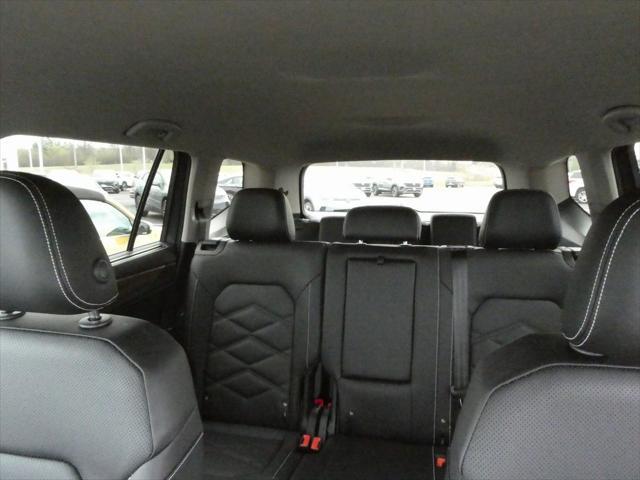 Photo of 2025 Gray Volkswagen Atlas