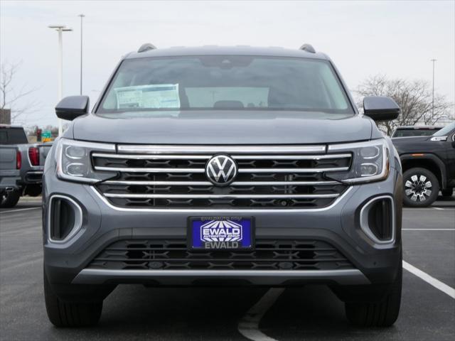 Photo of 2025 Gray Volkswagen Atlas