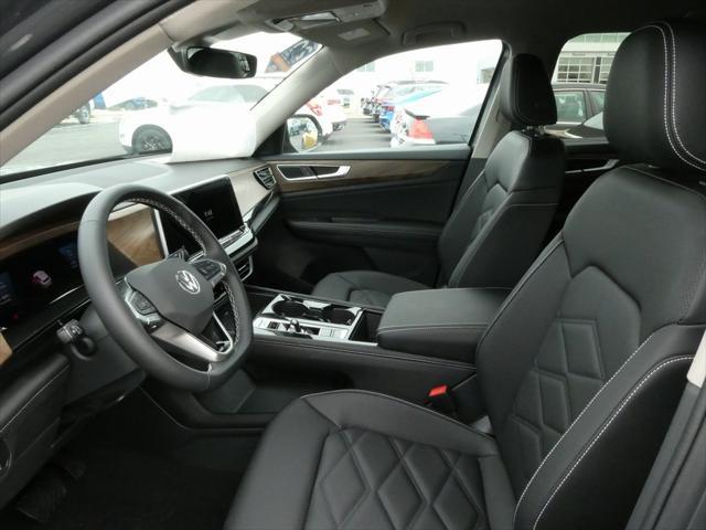 Photo of 2025 Gray Volkswagen Atlas