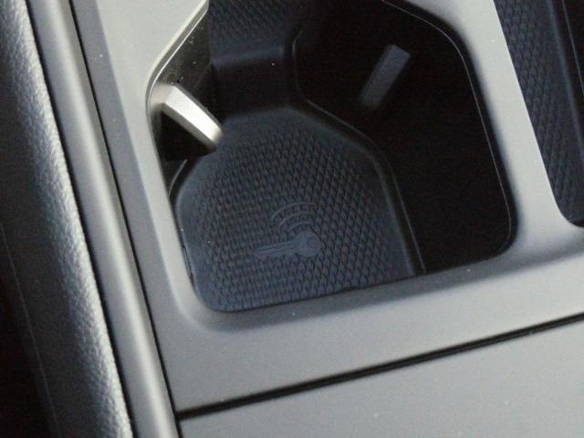 Photo of 2025 Pure White Volkswagen Tiguan