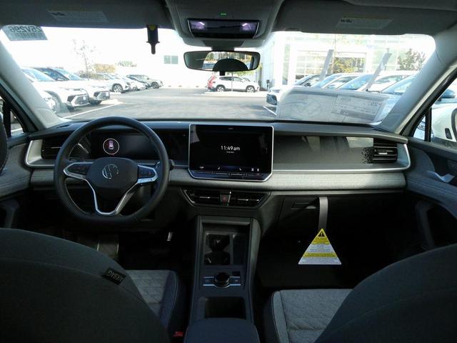 Photo of 2025 Pure White Volkswagen Tiguan