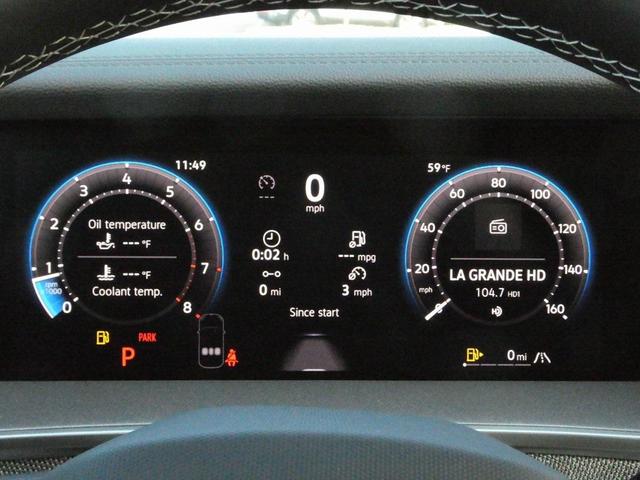 Photo of 2025 Pure White Volkswagen Tiguan