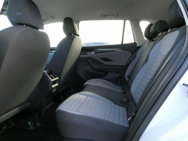 Photo of 2025 Pure White Volkswagen Tiguan