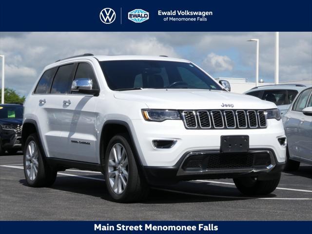 Photo of 2017 Bright White Clearcoat Jeep Grand Cherokee