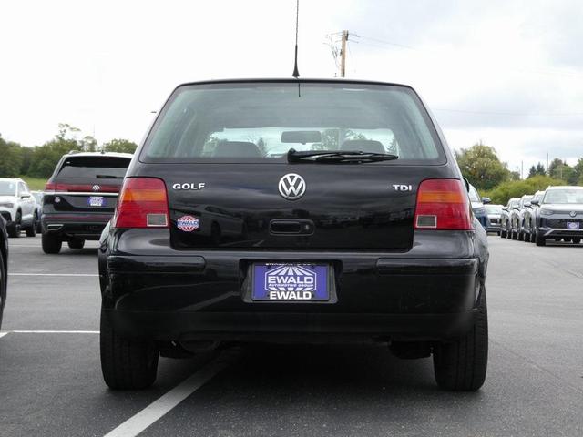 Photo of 2006 Black Volkswagen Golf