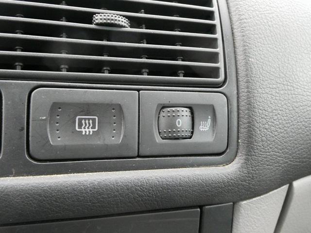 Photo of 2006 Black Volkswagen Golf