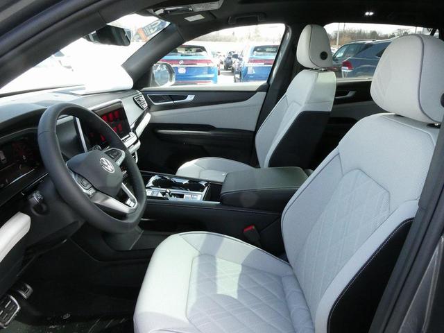 Photo of 2025 Gray Volkswagen Atlas Cross Sport