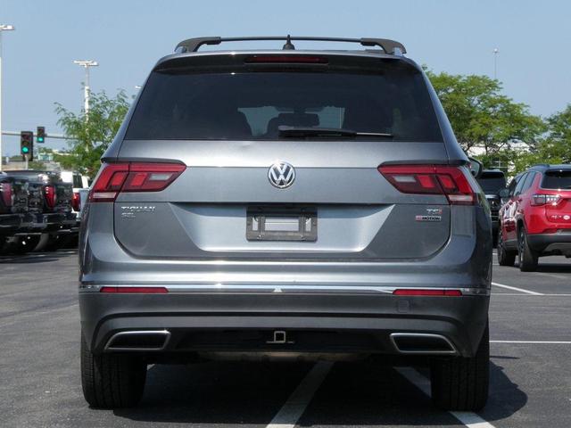 Photo of 2018 Platinum Gray Metallic Volkswagen Tiguan