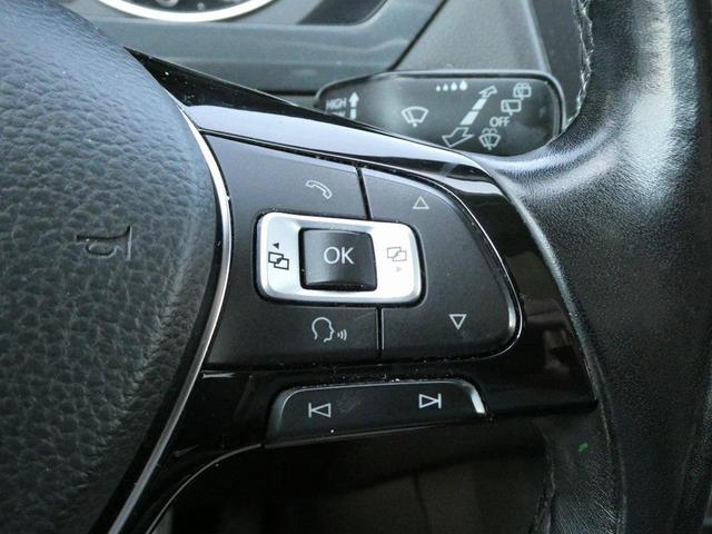 Photo of 2018 Platinum Gray Metallic Volkswagen Tiguan