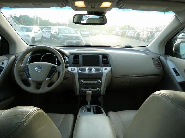 Photo of 2011 Platinum Graphite Metallic Nissan Murano