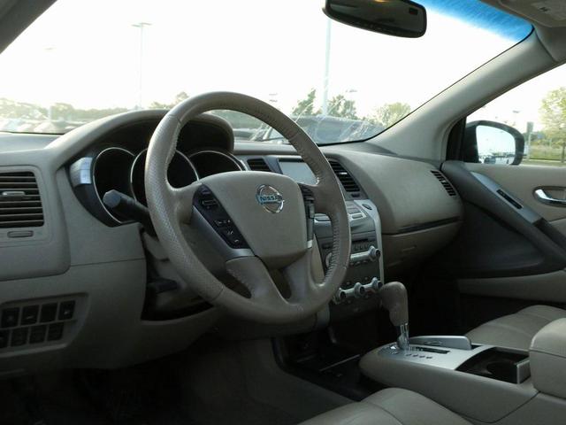 Photo of 2011 Platinum Graphite Metallic Nissan Murano