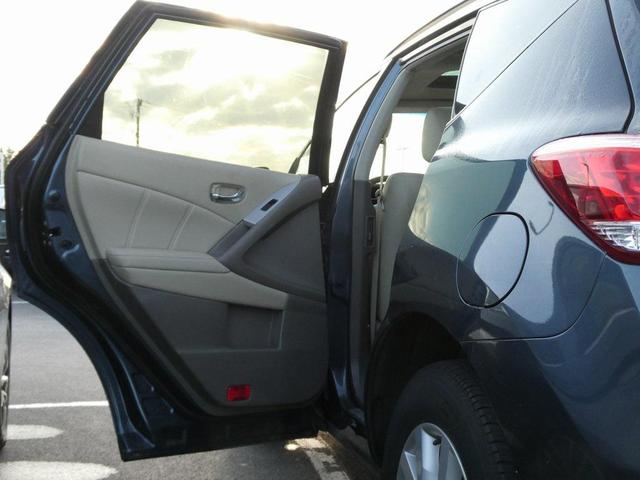 Photo of 2011 Platinum Graphite Metallic Nissan Murano