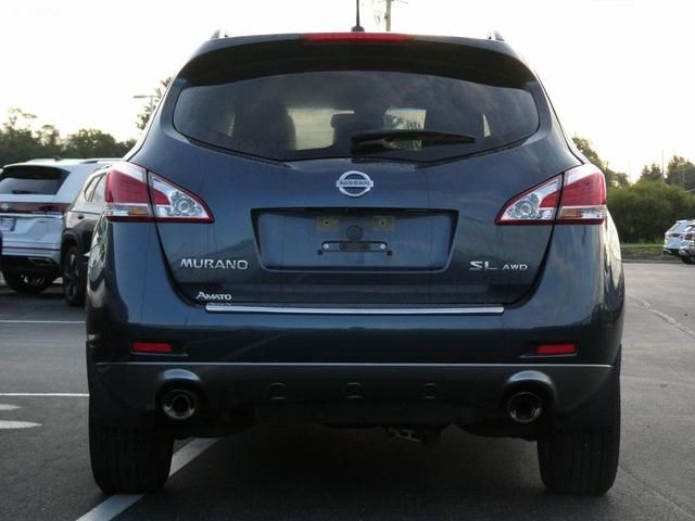 Photo of 2011 Platinum Graphite Metallic Nissan Murano