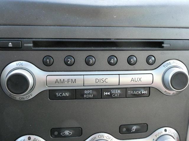 Photo of 2011 Platinum Graphite Metallic Nissan Murano