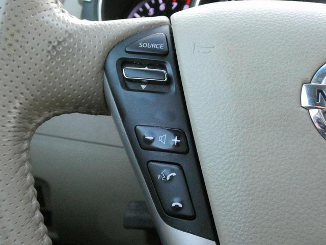 Photo of 2011 Platinum Graphite Metallic Nissan Murano