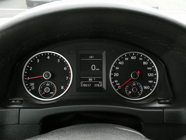 Photo of 2013 Candy White Volkswagen Tiguan
