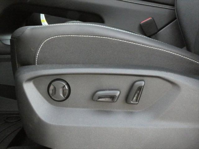 Photo of 2025 Gray Volkswagen Atlas