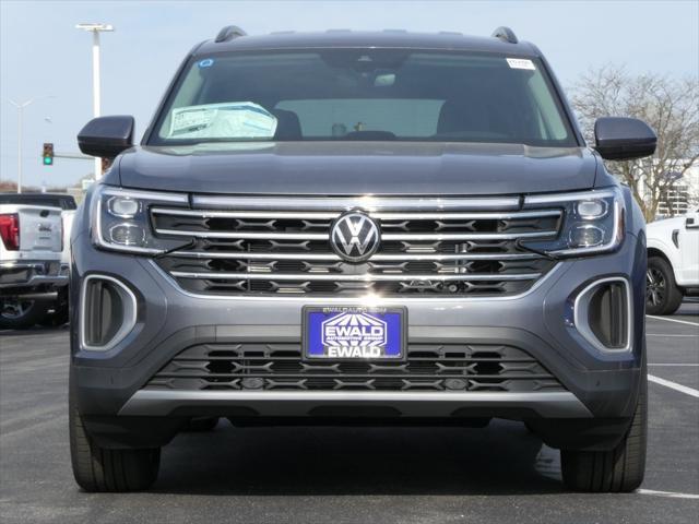Photo of 2025 Gray Volkswagen Atlas